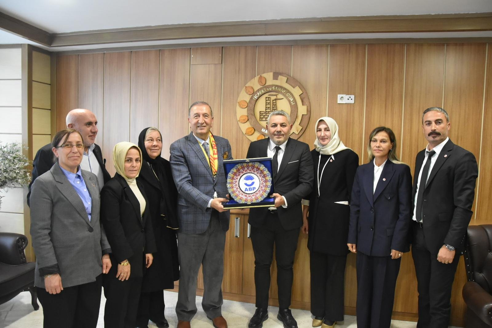 Ali Aladağ…:Malatya Olay Haber…:
Günün öne çıkan siyaset haberi...Anadolu Birliği Partisi