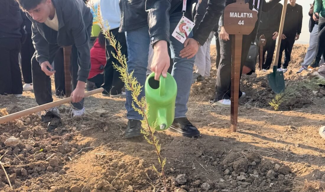 Ali Aladağ…: Malaya Olay Haber…:
Malatya'da yerini aldı...24 Kasım Öğretmenler Günü