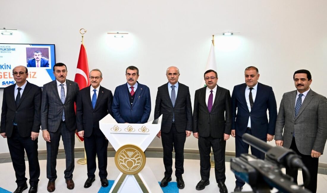 Ali Aladağ…: Malaya Olay Haber…:
Milli Eğitim Bakanı Yusuf Tekin, Malatya’ya