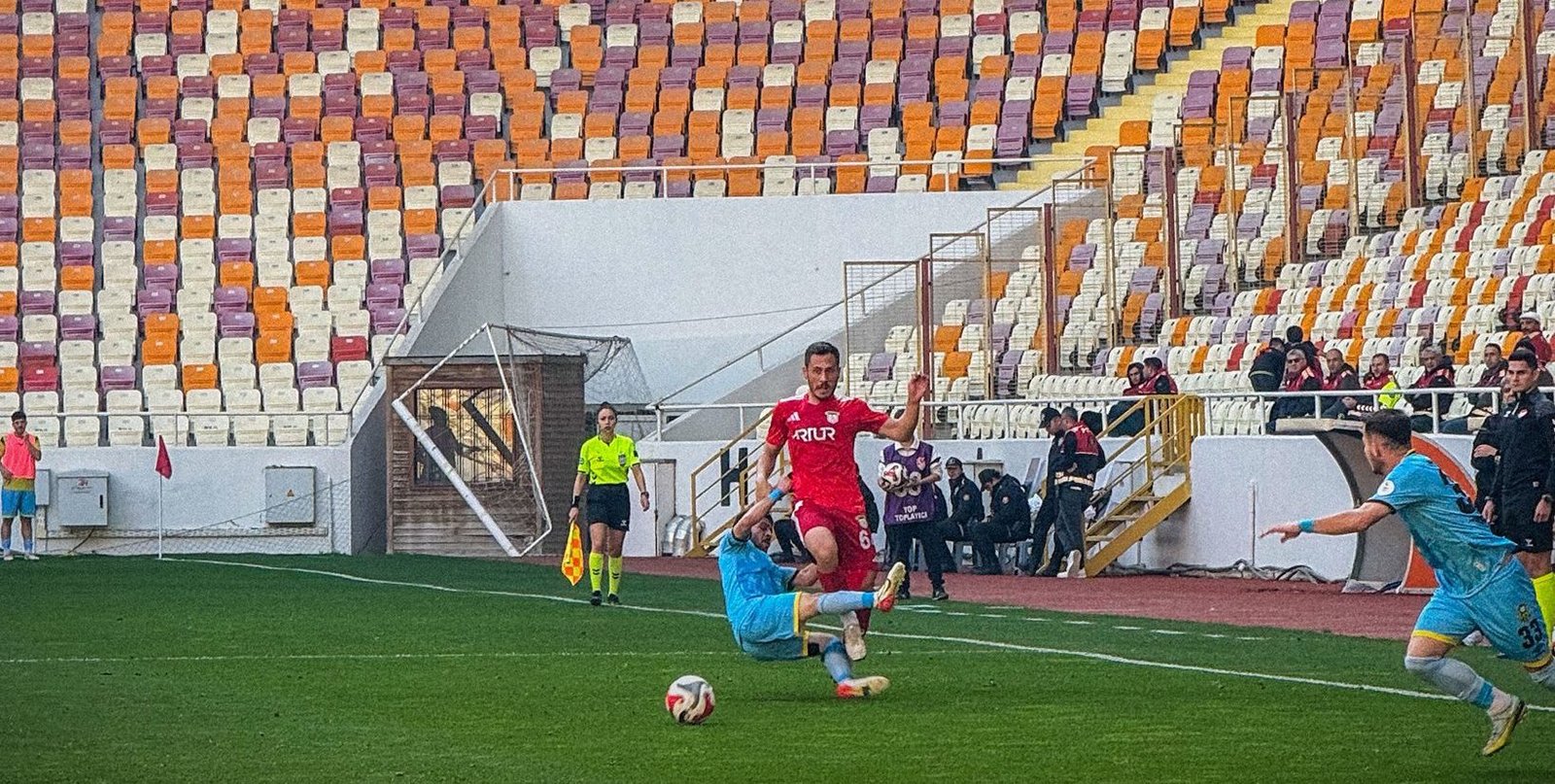 Ali Aladağ…: Malaya Olay Haber…:
Türkiye Futbol Federasyonu Nesine 2.Lig Kırmızı