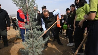 Uğur Hanbey Aladağ…: Malaya Olay Haber…:
Malatya Valisi Seddar Yavuz “Yeşil