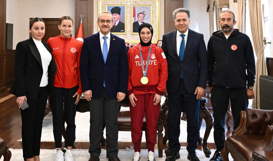 Ali Aladağ…: Malaya Olay Haber…:
Son dakika...Günün öne çıkan spor haberi...Gururumuz