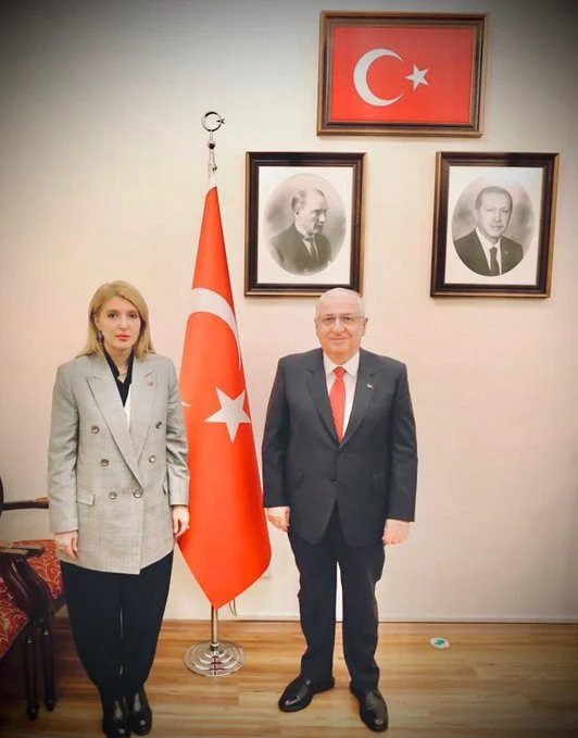 Ali Aladağ…: Malaya Olay Haber…:
Millî Savunma Bakanı Yaşar Güler ile