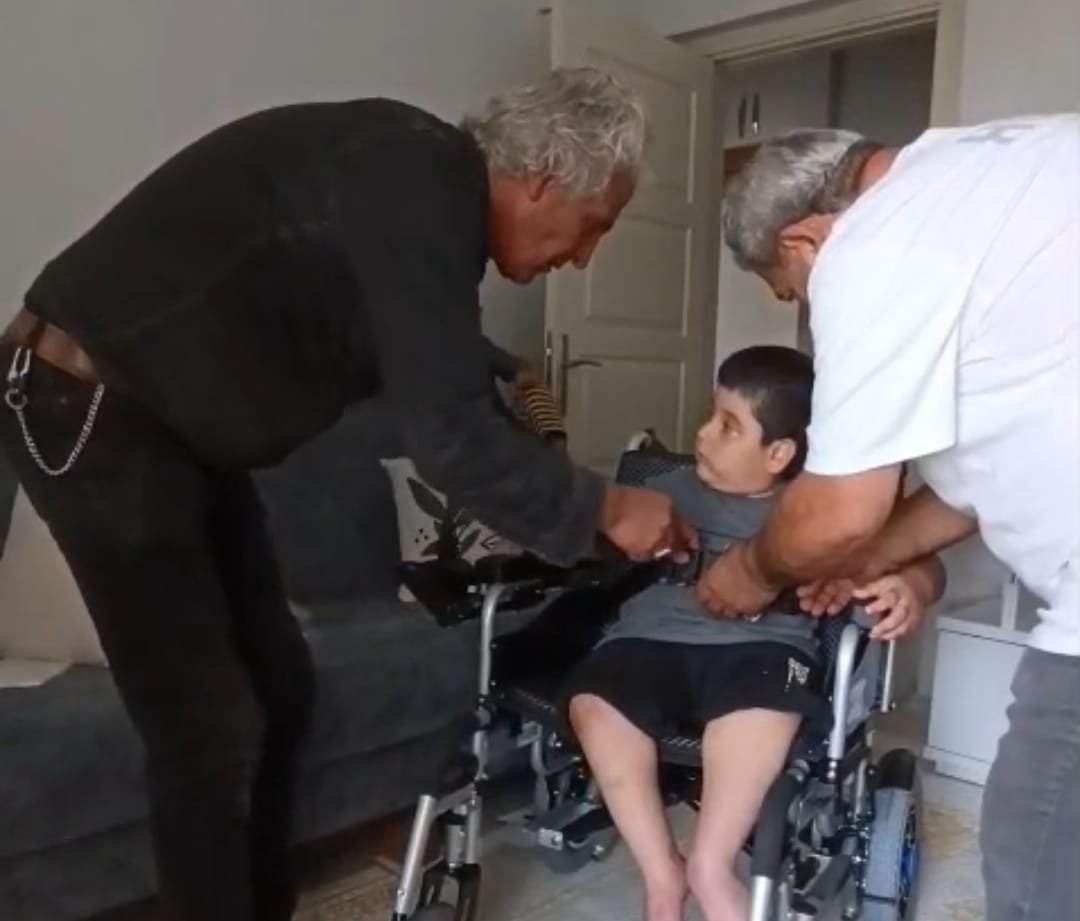 Ebubekir Atilla…:Malatya Olay Haber…:
Günün en güzel haberi...Malatya’nın Beydağı TOKİ bölgesinde