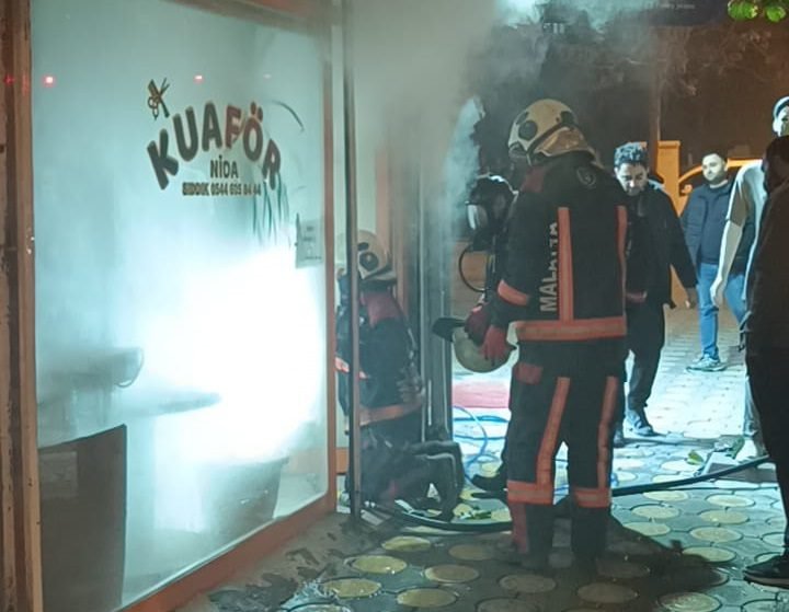 Uğur Hanbey Aladağ…: Malaya Olay Haber…:
Deprem bölgesi Malatya’da akşam bir