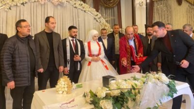 Uğur Hanbey Aladağ…:İlhan Durdu…:Malatya Olay Haber…:
Malatya’nın birlik beraberlik sembolünü sergileyen