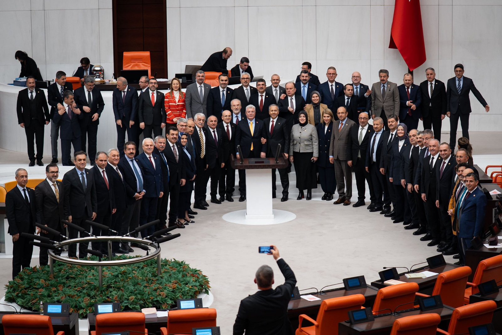 Ali Aladağ…: Malaya Olay Haber…:
Türkiye Büyük Millet Meclisinde bugün 2