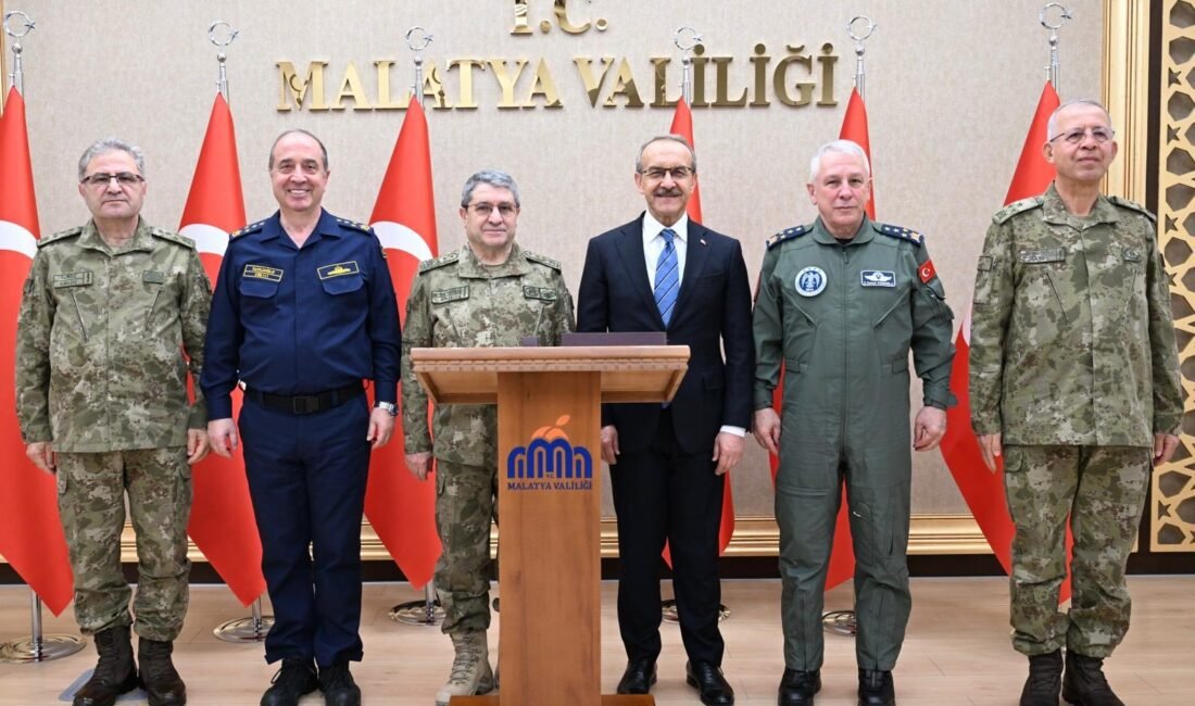 Ali Aladağ…:Malatya Olay Haber…:
Sıcak haber...Genelkurmay Başkanı Orgeneral Selçuk Bayraktaroğlu ve