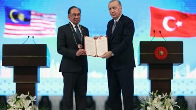 Ali Aladağ…:Malatya Olay Haber…: 
Cumhurbaşkanı Recep Tayyip Erdoğan, Türkiye’ye resmî