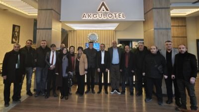 Ali Aladağ…:Malatya Olay Haber…:
Malatya’da yardımlarla bilinen Pütürge Beyleri Derneği Başkanı