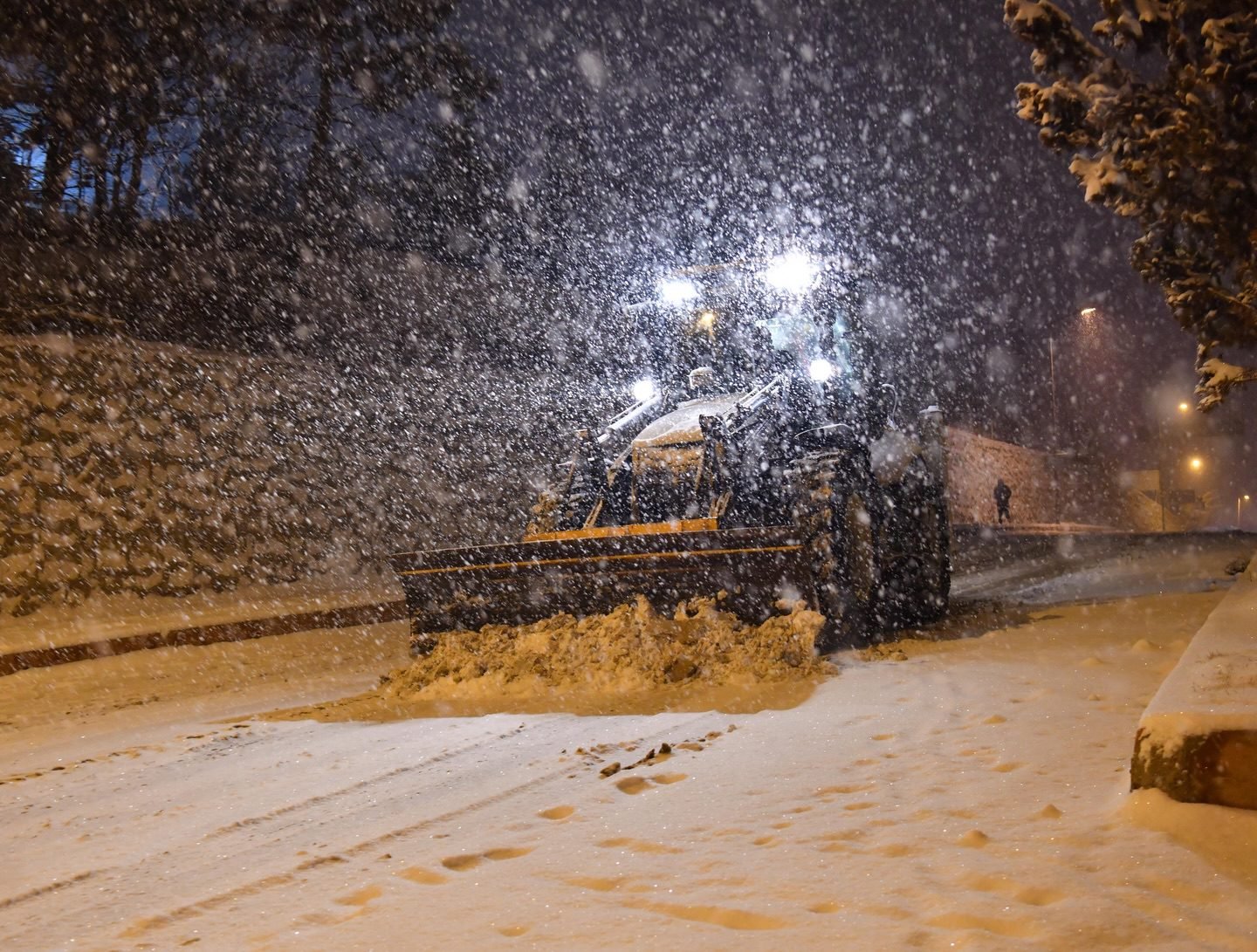Ali Aladağ…:Malatya Olay Haber…:
Yeşilyurt Belediyesi, etkili olan kar yağışıyla birlikte