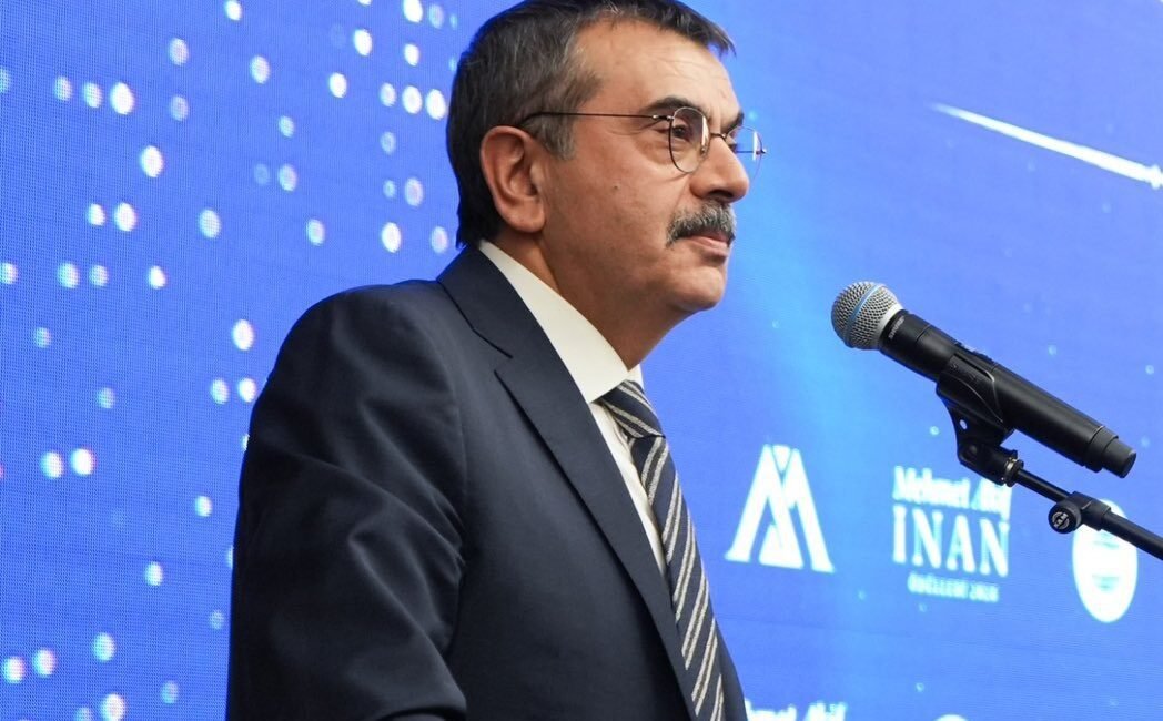 Ali Aladağ…:Malatya Olay Haber…:
Günün sıcak haberi…Millî Eğitim Bakanı Yusuf Tekin,