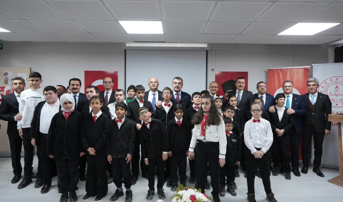 Ali Aladağ…:Malatya Olay Haber…:
Milli Eğitim Bakanı Yusuf Tekin, Malatya’da Battalgazi