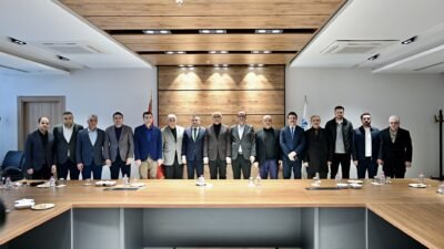 Ali Aladağ…:Malatya Olay Haber…:
Günün öne çıkan spor haberi…Malatya Yeşilyurtspor’da Adnan