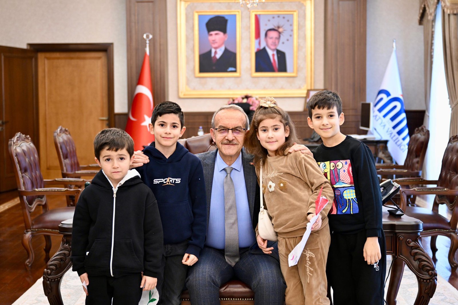 Ali Aladağ…:Malatya Olay Haber…:
Malatyalıların gönlünde taht kuran Vali Baba-Devlet baba