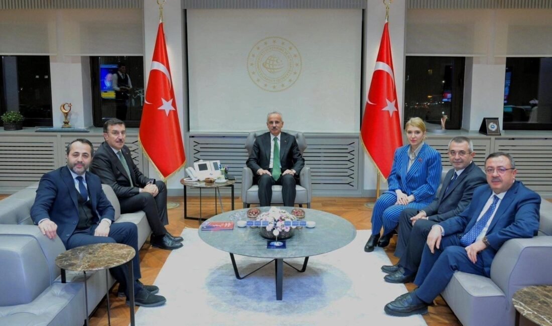 Ali Aladağ…:Malatya Olay Haber…:
AK Parti Malatya Milletvekili Bülent Tüfenkci, 19.