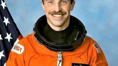 Ali Aladağ...: Malatya Olay Haber...:
Dünya'da yaşananlar Malatya'ya dair...Astronot   Dr.med. James