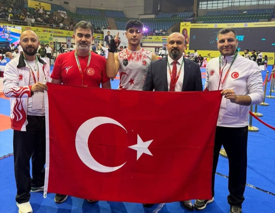 Uğur Hanbey Aladağ…: Malatya Olay…:
Hindistan’da düzenlenmekte olan Uluslararası Kick Boks