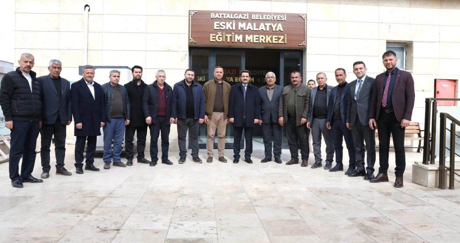 Uğur Hanbey Aladağ…:Malatya Olay Haber…:
Battalgazi Belediye Başkanı Bayram Taşkın, Eski