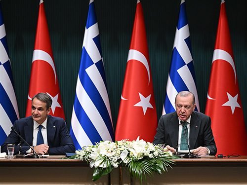 A
Cumhurbaşkanı Erdoğan, bugün ayrıca terörle ve organize suçlarla mücadele konusundaki