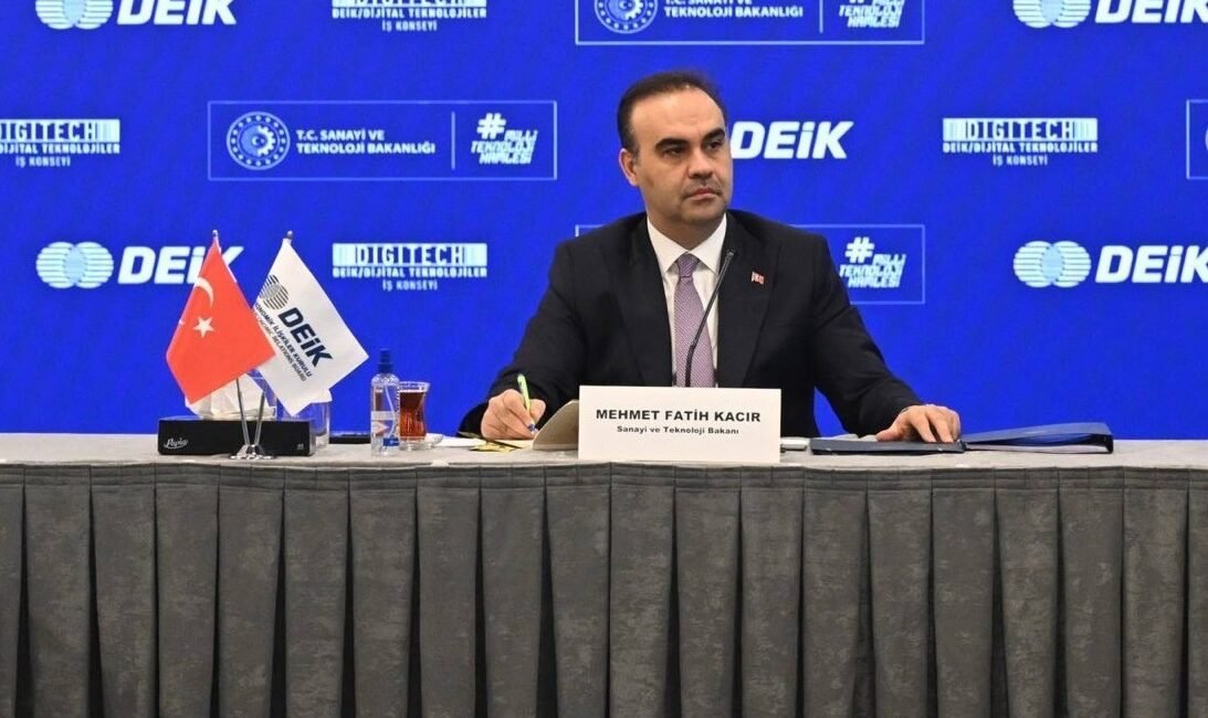 Ali Aladağ…:Malatya Olay Haber…:
Ramazan ayının 2.nci günü Bakan Kacır Malatya'nın