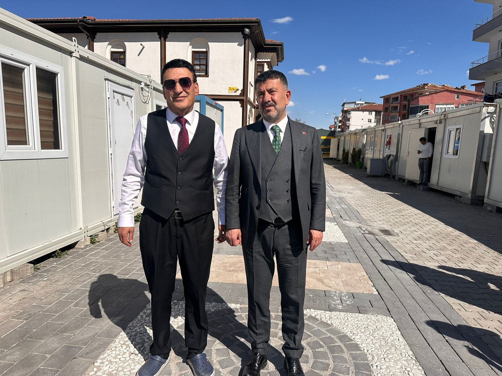 Ali Aladağ…:Malatya Olay Haber…:
Gel de yazma...CHP Milletvekili Veli Ağbaba, Mübarek