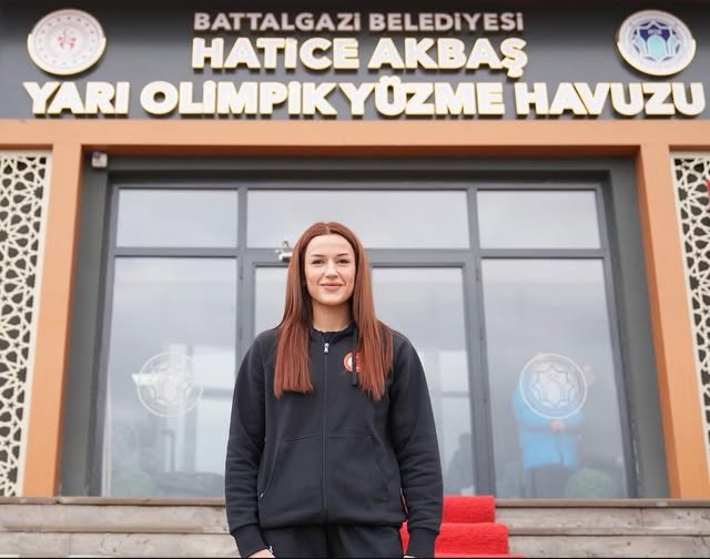 Ali Aladağ…:Malatya Olay Haber…:
Türk boksunun gururu, Dünya şampiyonu, olimpiyat ikincimiz