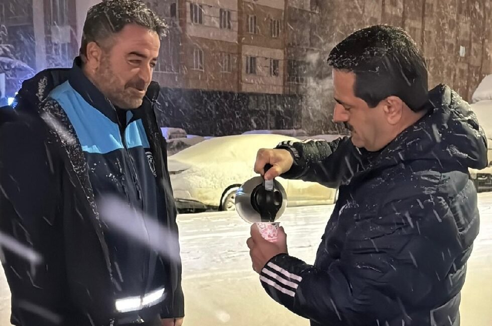 Ali Aladağ…:Malatya Olay Haber…:
Battalgazi Belediye Başkanı Bayram Taşkın, gece saatlerinde