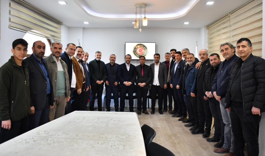 Ali Aladağ…:Malatya Olay Haber…:
AK Parti Malatya Milletvekili Abdurrahman Babacan, beraberindeki