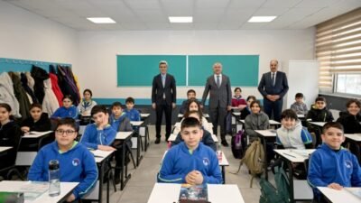 Uğur Hanbey Aladağ…: Malatya Olay…:
Malatya Büyükşehir Belediye Başkanı Sami Er,