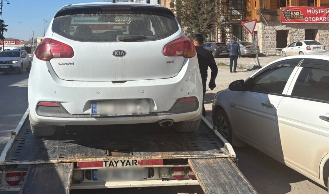 Ali Aladağ…:Malatya Olay Haber…:
Günün haberi...Malatya'da yol kesip sopa ile saldıran