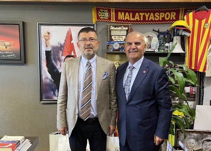 Ali Aladağ...:Malatya Olay Haber...:
CHP'li Başkan Adayı Dr. Vahap Şahin "Ramazan