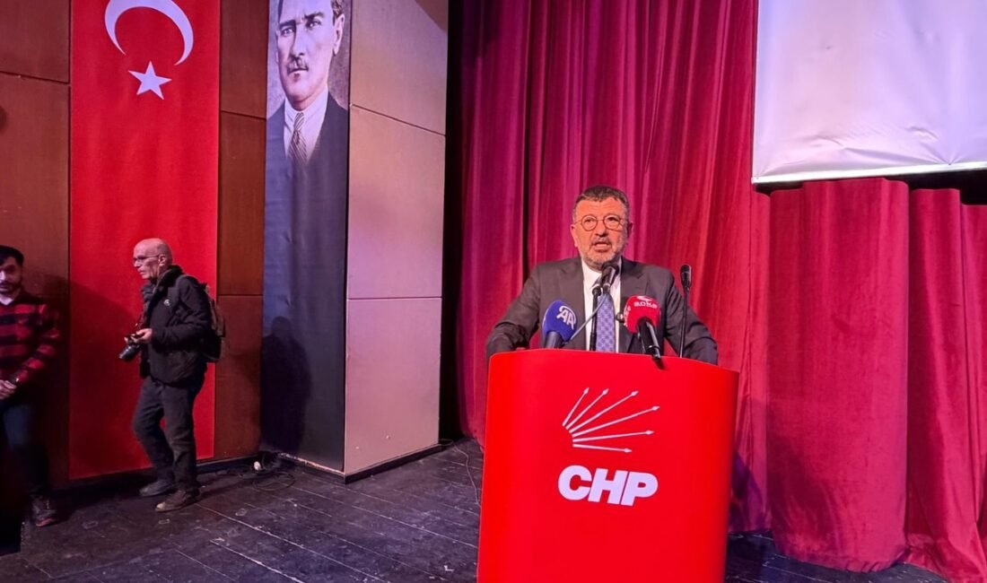 Ali Aladağ…:Malatya Olay Haber…:
CHP Milletvekili Veli Ağbaba, Malatya'ya Patriot yerleştirilmesini