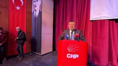 Ali Aladağ…:Malatya Olay Haber…:
CHP Milletvekili Veli Ağbaba, Malatya'ya Patriot yerleştirilmesini