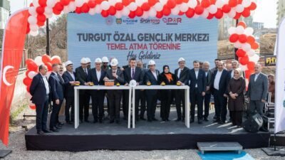 Uğur Hanbey Aladağ...:Malatya Olay Haber...:
Günün sporda öne çıkan haberi...Malatya Büyükşehir