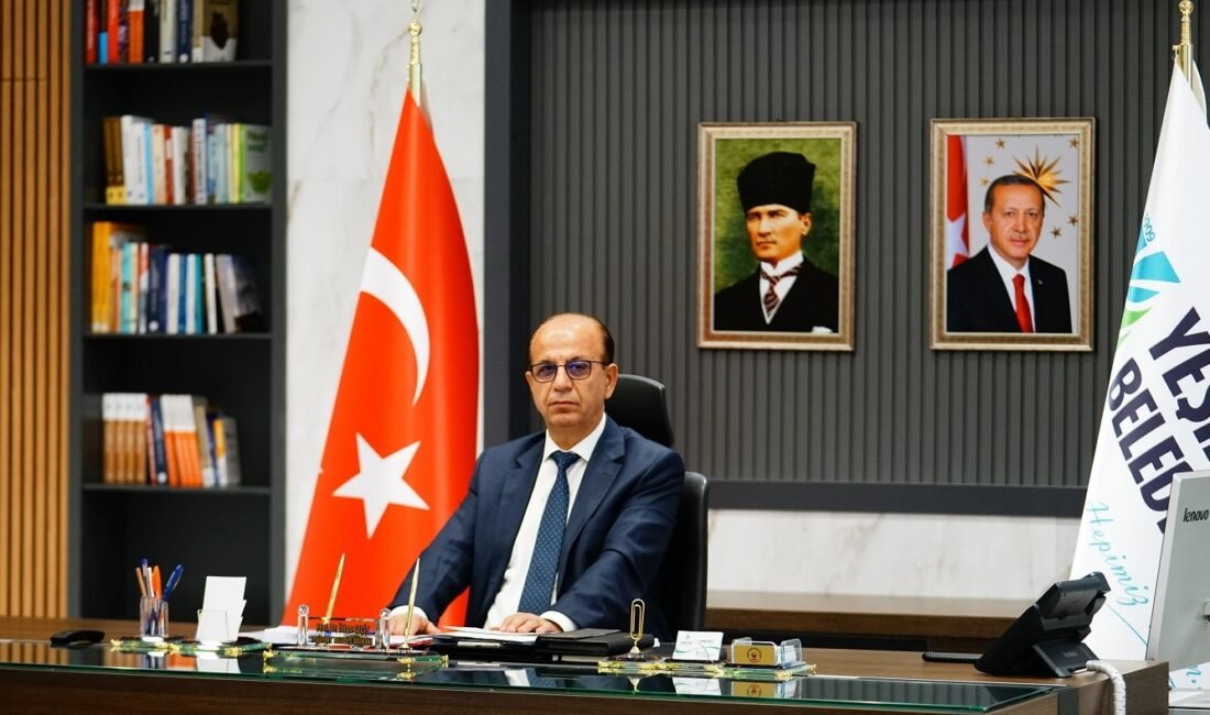 Ali Aladağ…:Malatya Olay Haber…:
Yeşilyurt Belediye Başkanı Prof. Dr. İlhan Geçit,