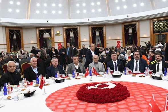 Ali Aladağ…:Malatya Olay Haber…:
Cumhuriyet Halk Partisi Malatya Milletvekili Veli Ağbaba'nın