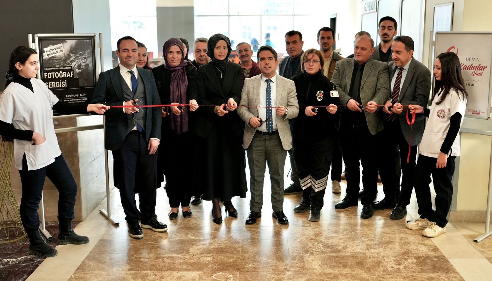 Elif Özateş...: Malatya Olay Haber...:
Günün haberi...Battalgazi Devlet Hastanesi, 8 Mart