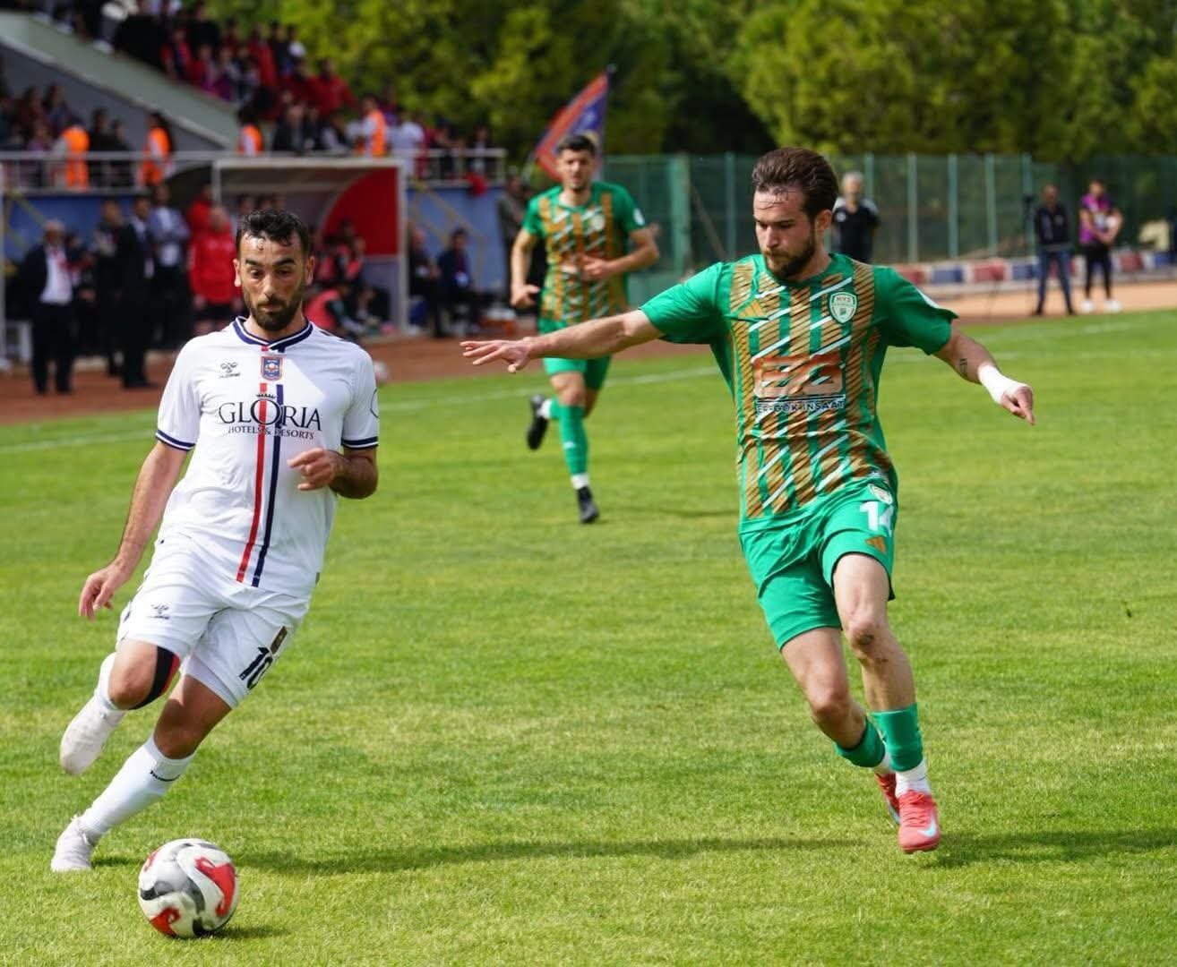MALATYA YEŞİLYURT SPOR KRİTİK VİRAJDA ALTIN DEĞERİNDE ÜC PUAN KAYBETTİ... 1