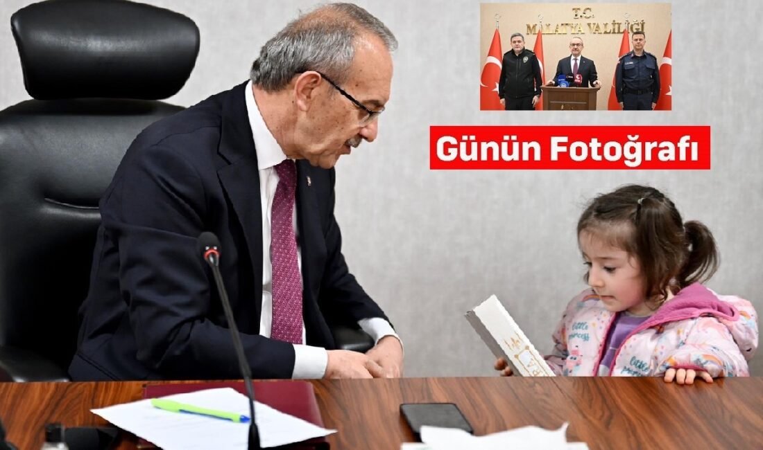 Ali Aladağ…:Malatya Olay Haber…:
Günün fotoğrafı....Hayatının en anlamlı hediyesini Vali Baba-Devlet