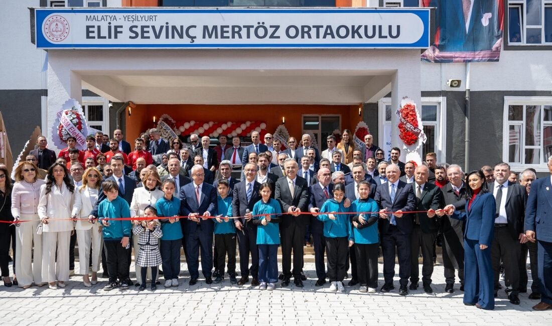 Ali Aladağ…:Malatya Olay Haber…:
Hayırsever iş insanı Rıdvan Mertöz’ün, eşi Elif