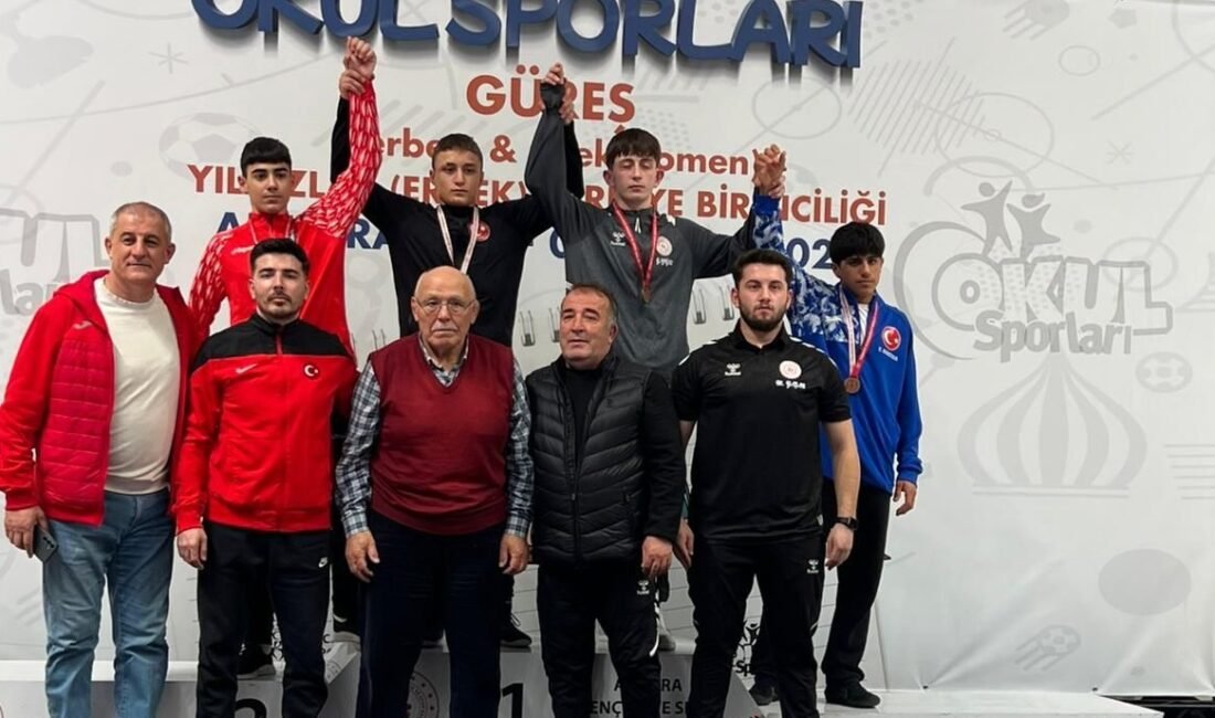 Ali Aladağ…:Malatya Olay Haber…:
Ankara'da düzenlenen Okul Sporları Yıldızlar Grekoromen Güreş