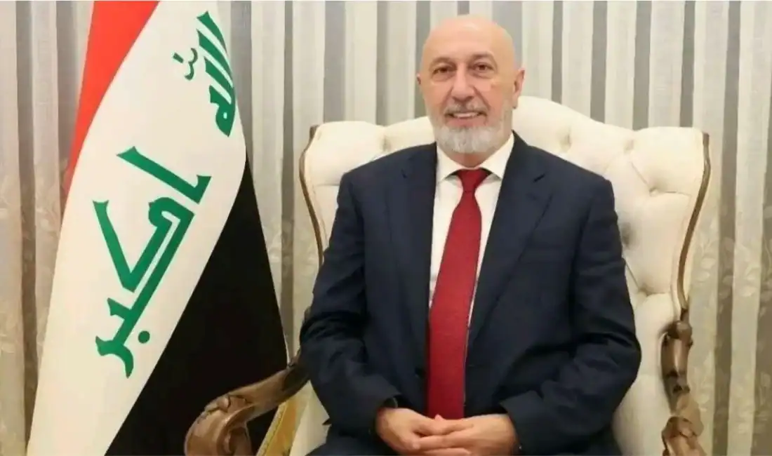 Irak Meclisi'nde yapılan oylama sonucunda Nizar Amedi ülkenin yeni cumhurbaşkanı