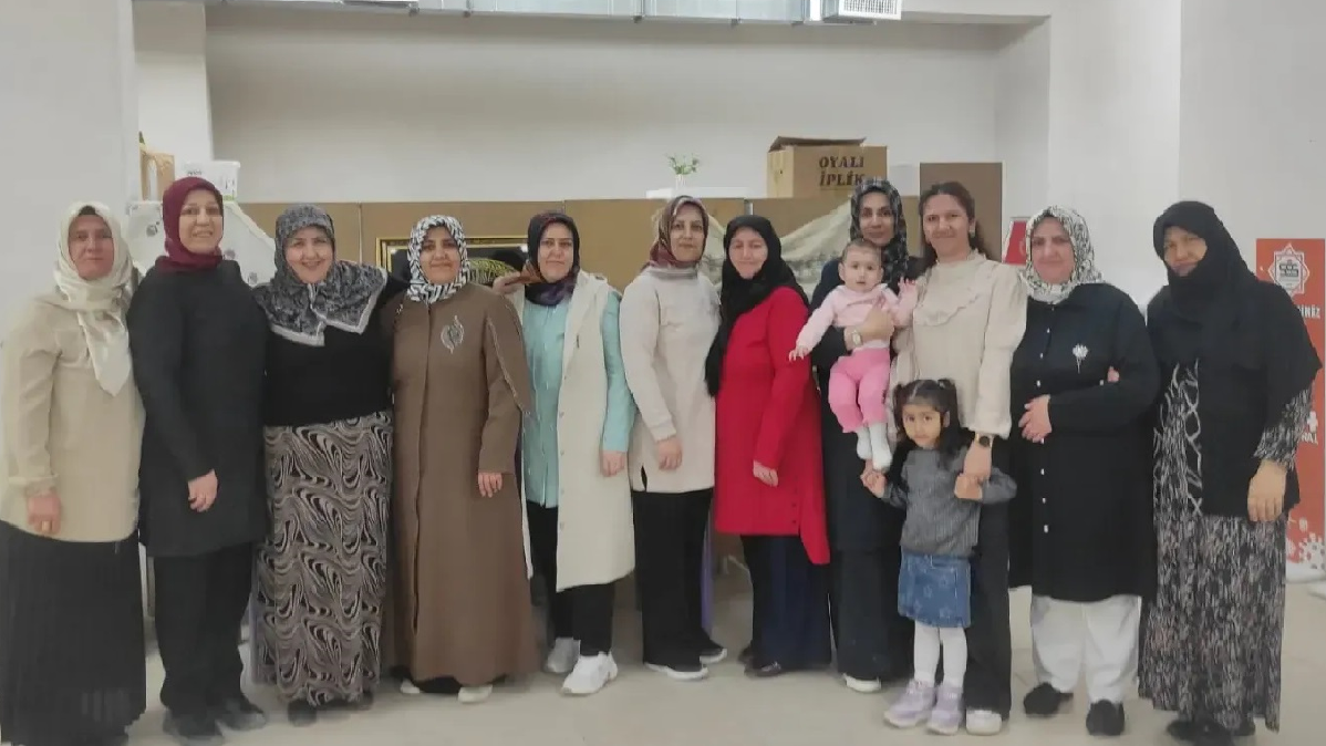 Bu kurslar kadınlara umut oldu... Hayata daha güzel bakmayı öğrendik! 10 Bu kurslar kadınlara umut oldu... Hayata daha güzel bakmayı öğrendik! 9