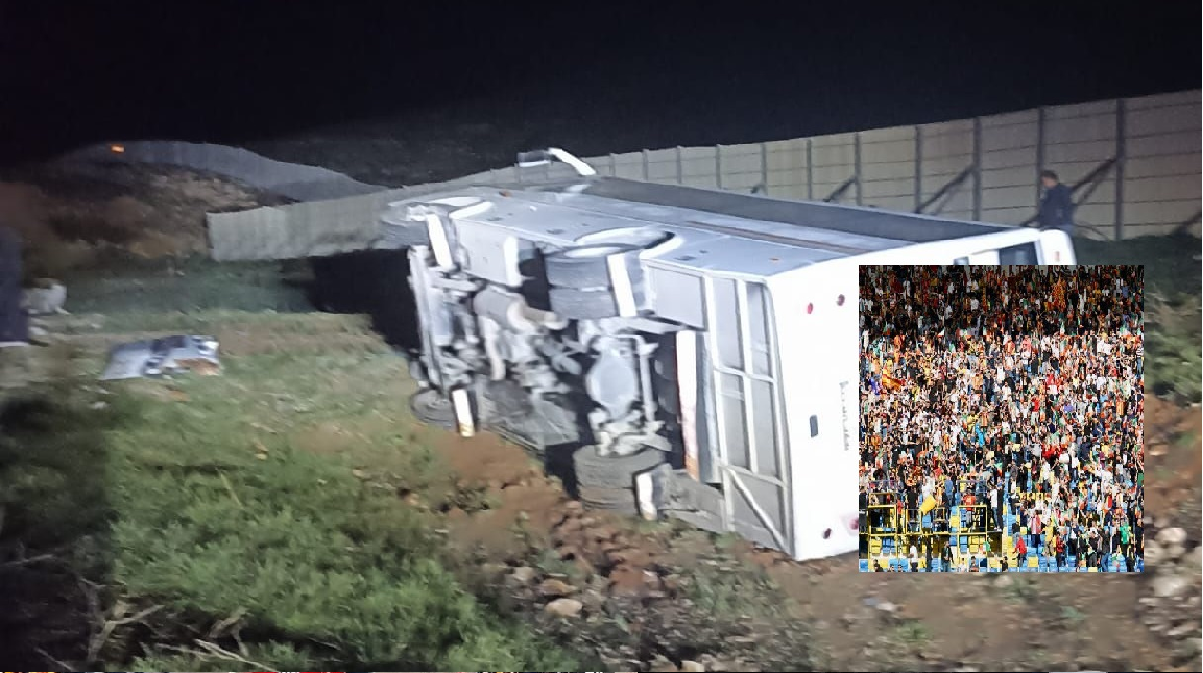 Malatya Yeşilyurtspor taraftarlarını taşıyan otobüs devrildi 4 yaralı 4 Malatya Yeşilyurtspor taraftarlarını taşıyan otobüs devrildi 4 yaralı 3