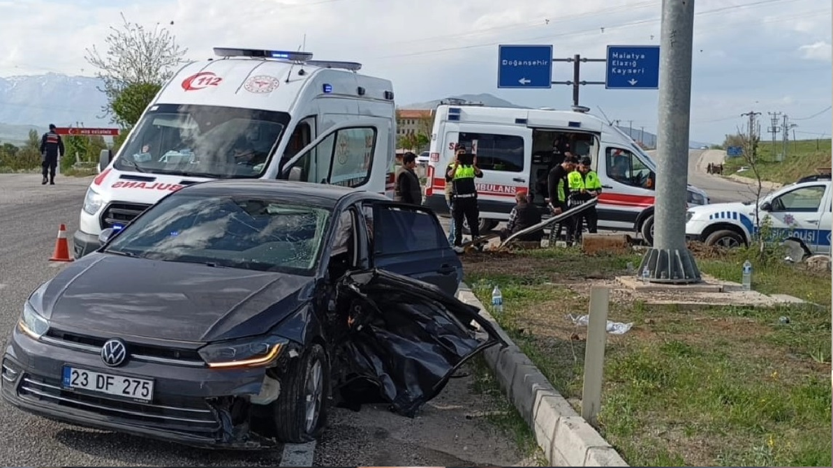 Malatya'da meydana gelen trafik kazasında 4 kişi yaralandı 3