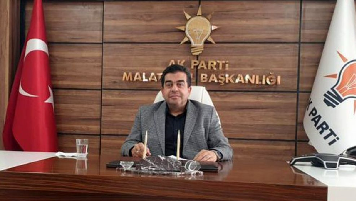 Usta siyasetçi Hakkı Pekel, Malatyalıların Kurban Bayramını kutladı 2 Usta siyasetçi Hakkı Pekel, Malatyalıların Kurban Bayramını kutladı 1
