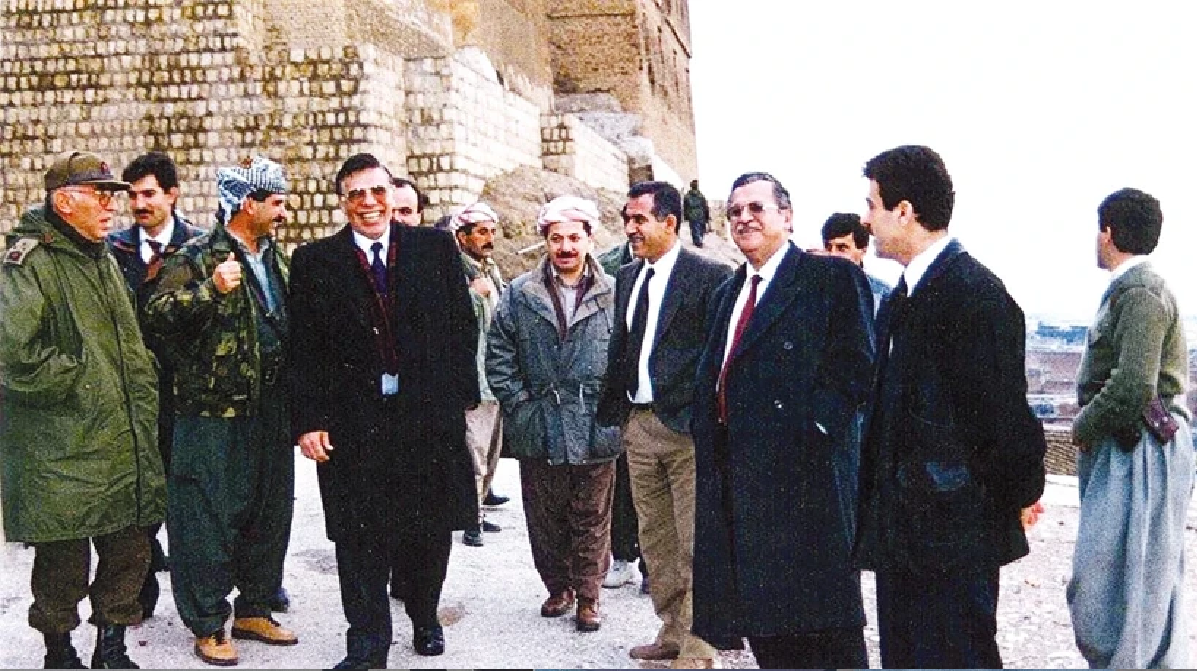 Ali Aladağ....:Malatya Olay Haber...:
Nefes Gazetesin de Aytunç Erkin'in "Eşref Bitlis’in