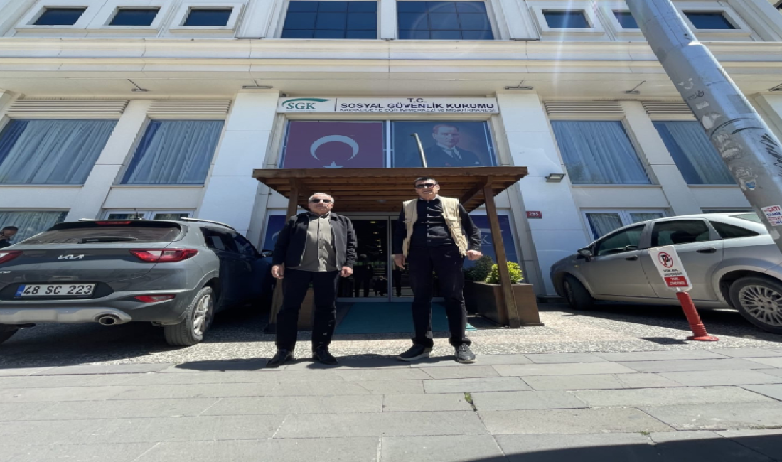 Malatya Gazeteciler Cemiyeti 1993 Yılında Ankara'da Yılın ödüllerini vermek üzere