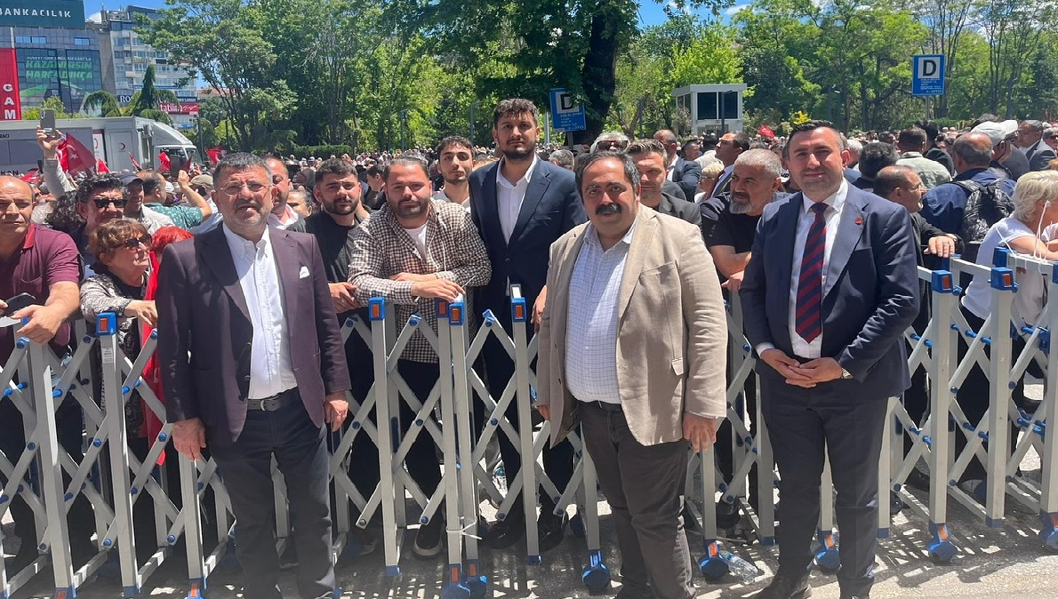 Ali Aladağ…:Malatya Olay Haber…:
CHP Genel Başkanı Özgür Özel, Genel Başkanlık